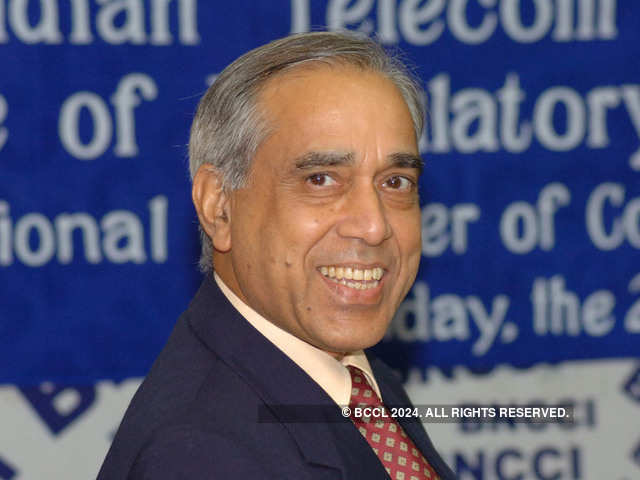 Nripendra Misra Quits As Pm S Principal Secretary The Economic Times