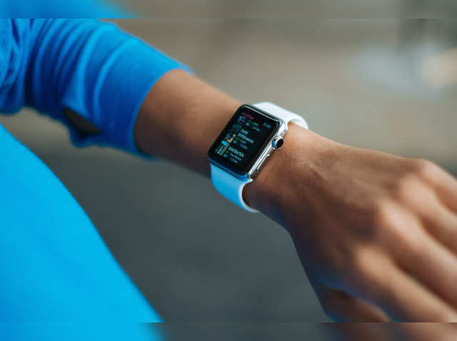 How Smart Band Adds Capabilities for the Apple Watch | by Shmuel Barel |  The Startup | Medium