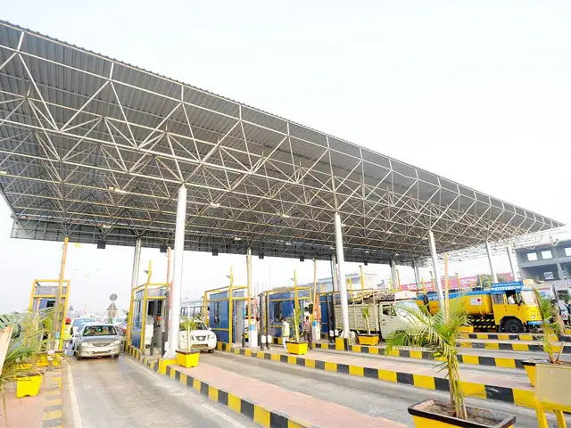 Nhai Issues Fastag For Quicker Pass Through At Toll Booths The Economic Times Rising traffic on tolls is an inescapable condition in large and growing metropolitan areas across the world.