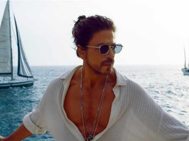 23GoldenYearsOfSRK: Best Romantic Scenes of Shah Rukh Khan [VIDEOS] -  IBTimes India