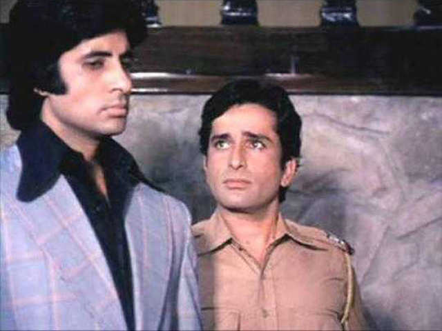What Shashi Kapoor taught the Big B: Self-introduction, donning a smart  hairstyle - The Economic Times
