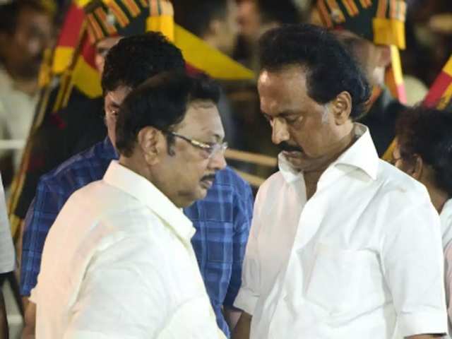 Mk Stalin Stalin Cannot Become Tamil Nadu Cm Claims Alagiri The Economic Times