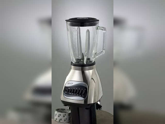 https://img.etimg.com/thumb/width-640,height-480,imgsize-17258,resizemode-75,msid-94539123/top-trending-products/news/amazon-sale-today-best-mixer-grinder-under-3000-in-india/best-mixer-grinders-under-3000-in-india.jpg