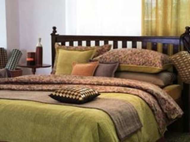 Bedspreads Make Your Room Look Cozy Magazines The