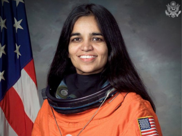 Modi pays homage to Indian-American astronaut Kalpana Chawla - Oneindia News