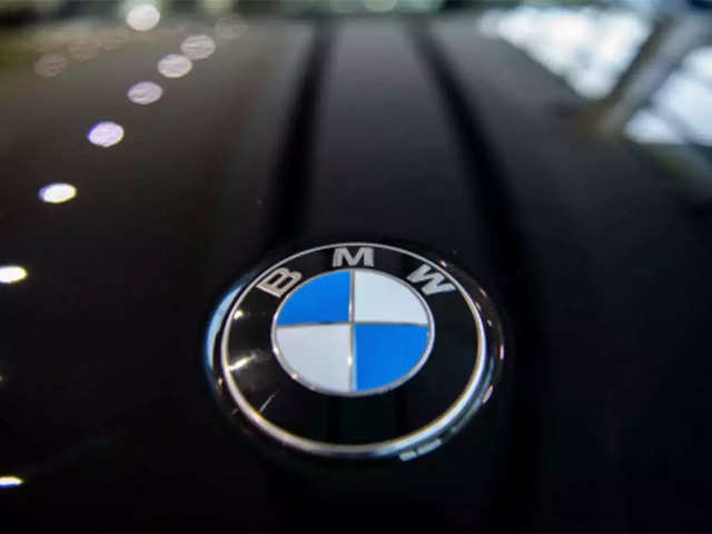 bmw: BMW Motorrad India set to post over 100 pc growth in 2021 - The  Economic Times