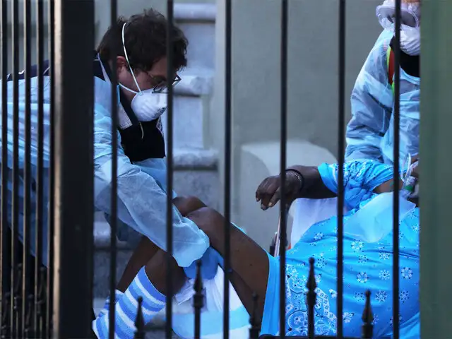 In grim milestone, US logs world's highest coronavirus death toll ...