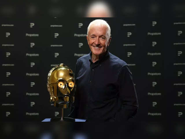 https://img.etimg.com/thumb/width-640,height-480,imgsize-19498,resizemode-75,msid-105104538/news/international/us/anthony-daniels-why-is-star-wars-c-3po-actor-selling-his-film-collectibles.jpg