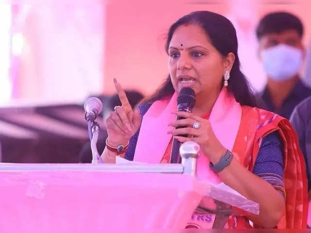 k kavitha: SC gives interim relief to BRS MLC K Kavitha in Delhi excise  case - The Economic Times