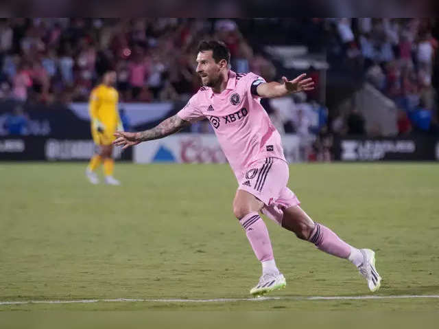 Messi marca no sexto jogo seguido, Inter Miami goleia e vai para a final da  Leagues Cup 
