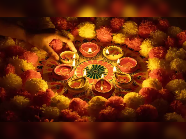 Diwali, Dhanteras, and Digi Gold: What is the significance of gold during  festivities? - Times of India