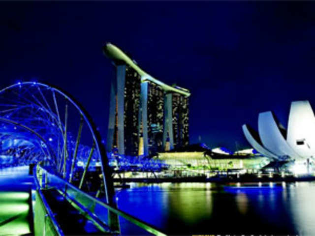 Marina Bay Sands In Singapore Offers A Luxurious Experience