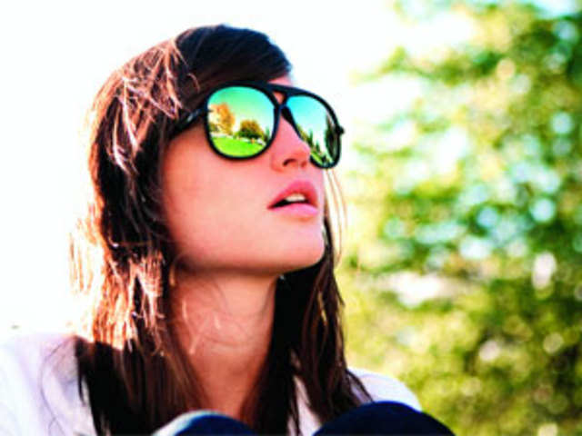 How to pick the right sunglasses - The Economic Times
