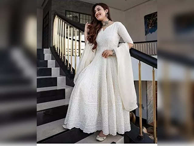 Kurta looks college girls can steal from Sanjana Sanghi | Times of India