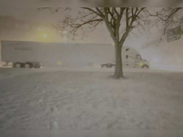 New York Storm Deaths: Western NY death toll rises to 27 from cold