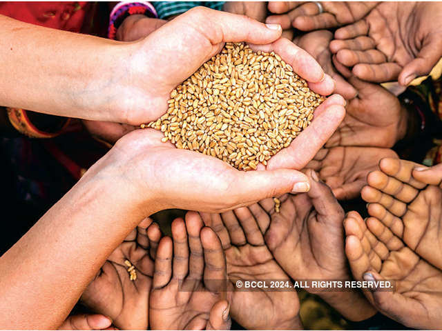 rice: Low-income families: Karnataka to pay cash in lieu of 5 kg rice - The  Economic Times