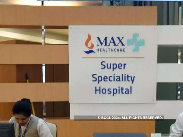 Max Healthcare Share News: कैसा है इस Stock का Structure ? आज निवेश का है  मौका? | Top Stocks - YouTube