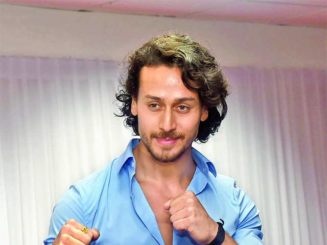 Tiger Shroff's New Look Is A Rage Amongst Fans!