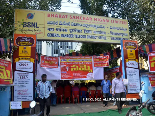 Bsnl Clears Employees Full Salary For June The Economic Times