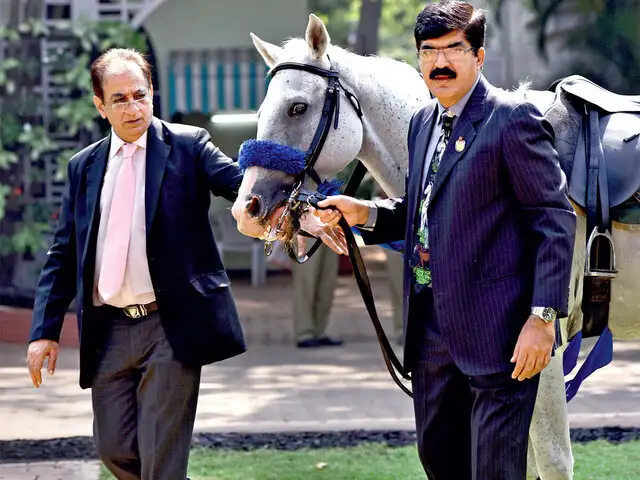 Voices That Race In The Art Of Horse Race Commentary There Are No Retakes The Economic Times Welcome to drf.com, your source for horse racing entries, results, live odds as well as all horse racing and thoroughbred racing news. voices that race in the art of horse