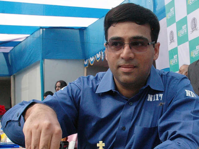 Viswanathan Anand draws with Hikaru Nakamura in Candidates chess tournament