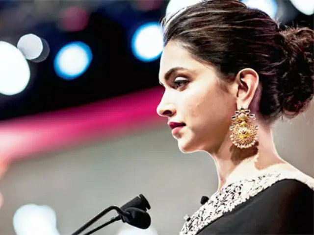 Deepika Ram Leela Neck Tattoo