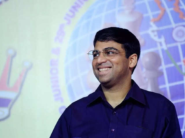 Viswanathan Anand draws with Anish Giri - The Economic Times