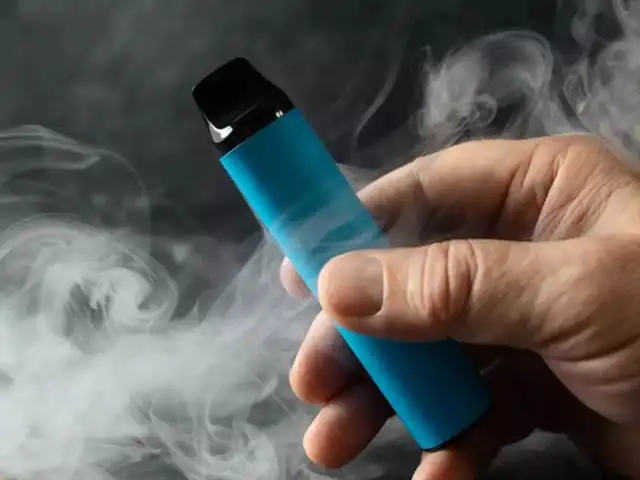 Is vaping worse than smoking? US woman saved after 2 litres of black taxic  fluid remvoed from lungs