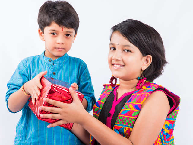 Raksha Bandhan 2021: How To Choose The Perfect Gift This Rakhi? | - Times  of India