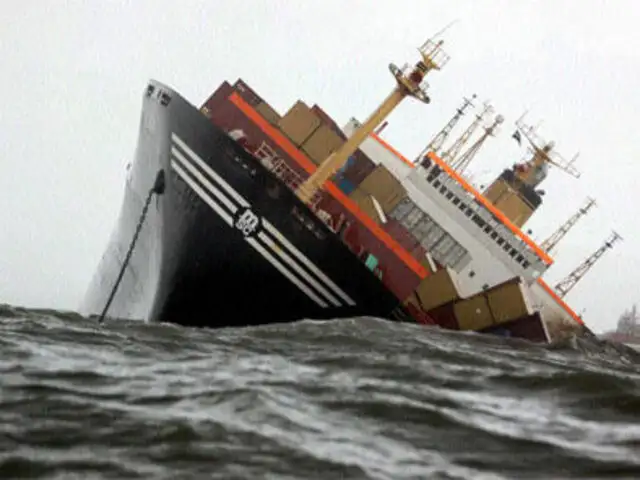 Oil Spill Stops Traffic At Mumbai Port Jnpt The Economic Times According to gac india, the fire at the oil terminals tank started due to a lightning.