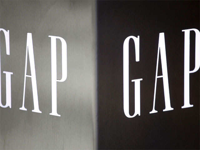 gap store vasant kunj