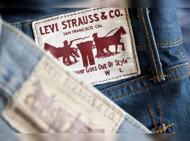Levi Strauss, Worldly, Trove execs unpack ways resale can decarbonise  fashion