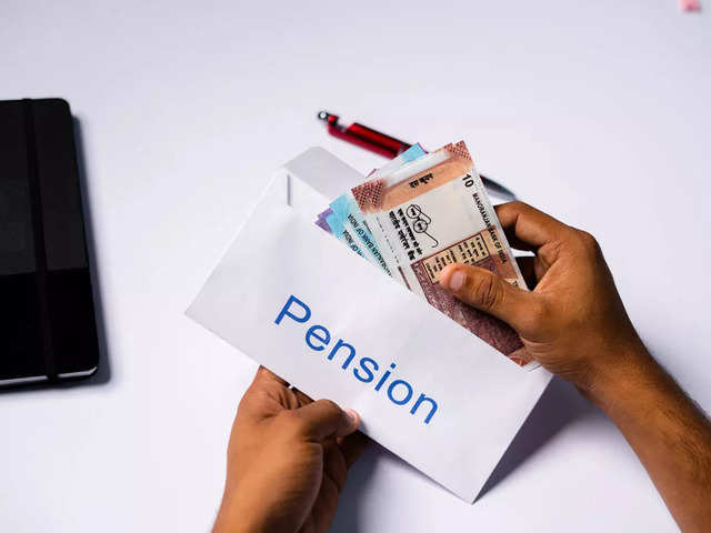 Committee to explore ways to guarantee pension similar to OPS