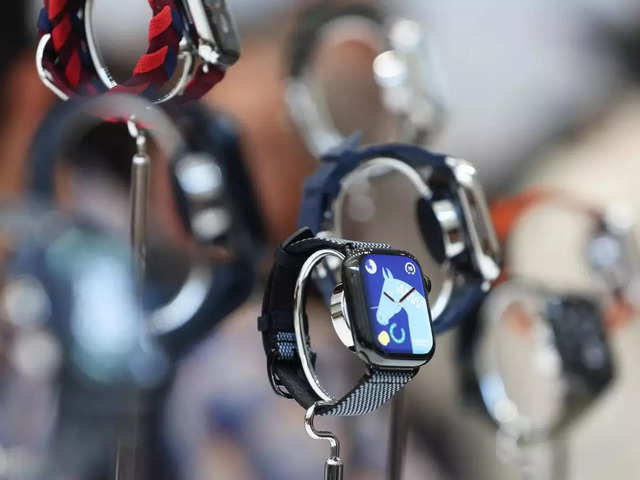 apple watch: US imports of some Apple Watches banned while patent case  plays out - The Economic Times