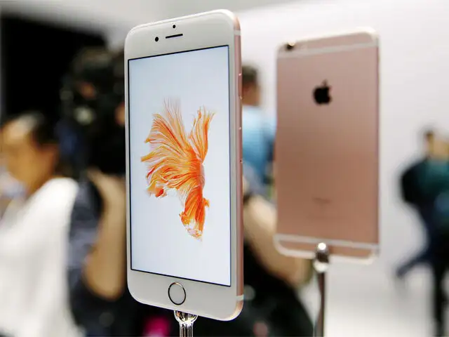 Older Models Challenge Iphone 6s In China The Economic Times