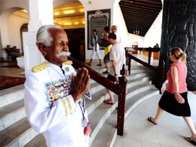 Sri Lanka S Famous Indian Origin Hotel Doorman Dies At 94 The
