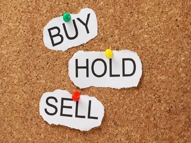 Hdfc Bank Share Price Buy Hdfc Bank Target Rs 2 650 Reliance