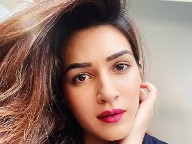 Kriti Sanon Coronavirus After Varun Dhawan Neetu Kapoor Actress Kriti Sanon Tests Positive For Covid 19 The Economic Times Emotional kriti sanon finally reacts on sushant singh rajput's death it's all about movies. after varun dhawan neetu kapoor