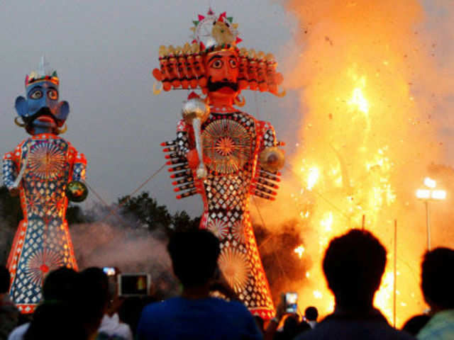 Evil goes up in smoke, gusto marks Dussehra festivities - The Economic Times