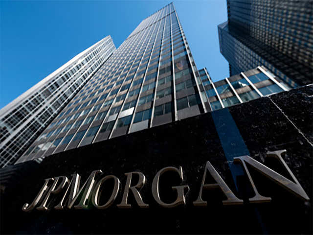 Jpmorgan Weighs Shifting Thousands Of Jobs Out Of New York Area The Economic Times