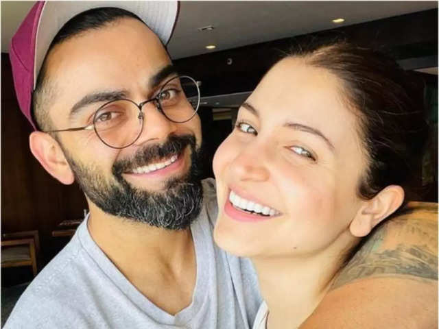 Anushka Sharma Poses For Virat Kohli In A New Ad As He Tells Her 'Story'  Through A Series Of Portraits-Watch