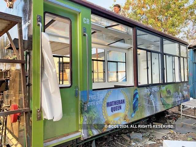 Railways Starts 7 Coach Glass Enclosed Vistadome Train On Kalka