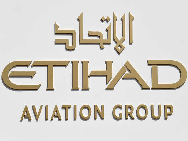 etihad airways carry on size