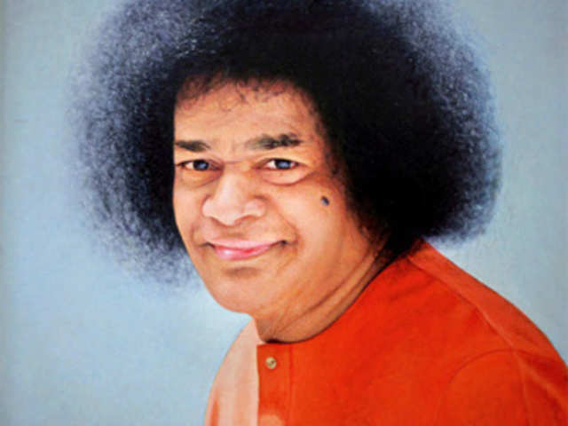Sathya Sai Baba passes away, leaves behind Rs 40,000-cr worth empire with  no clear succession plan - The Economic Times