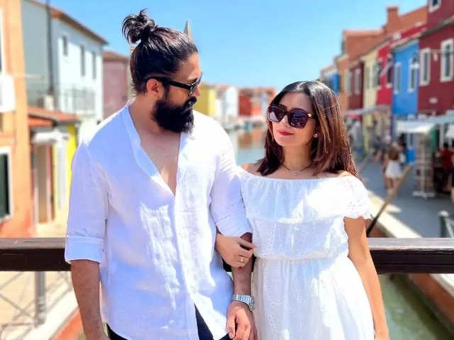 yash wedding anniversary KGF star Yash s wife Radhika shares