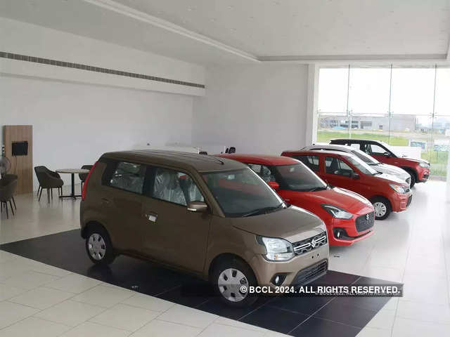 Maruti Suzuki to shift focus on 'higher-end cars' as small car market  shrinks