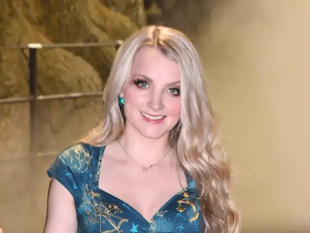 Komsomolskdagi fohishalar, telefon raqami