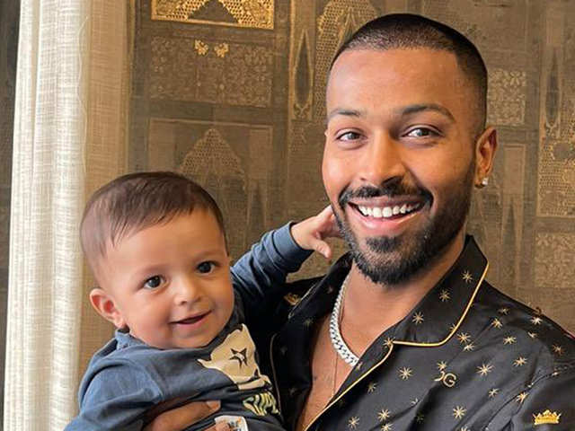 Hardik Pandya Baby Leaving On A Jet Plane Baby Agastya S First Flight Experience With Father Hardik Pandya The Economic Times