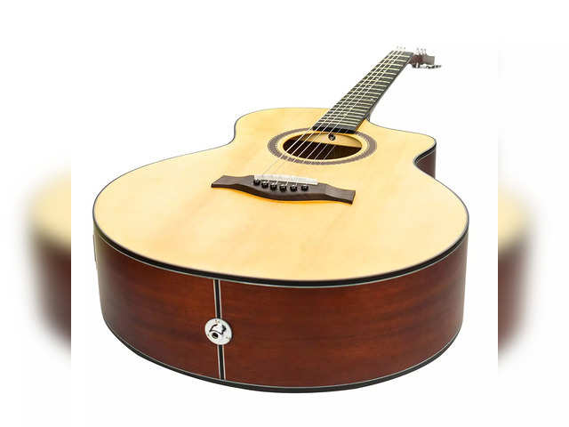 https://img.etimg.com/thumb/width-640,height-480,imgsize-57550,resizemode-75,msid-97781088/top-trending-products/musical-instruments/here-are-5-best-acoustic-guitars-under-10000-for-professional-guitarists/5-best-acoustic-guitars-under-10000.jpg