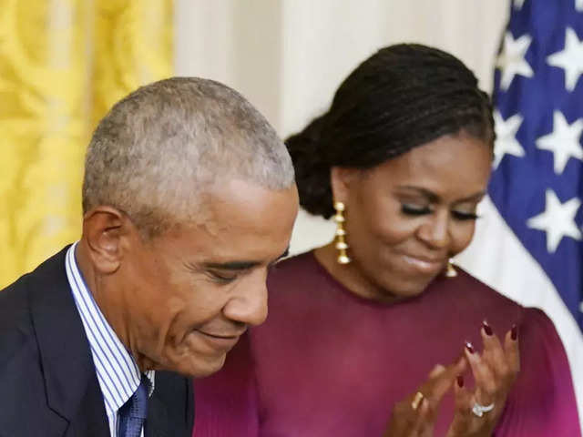 ​Barack Obama & Wife